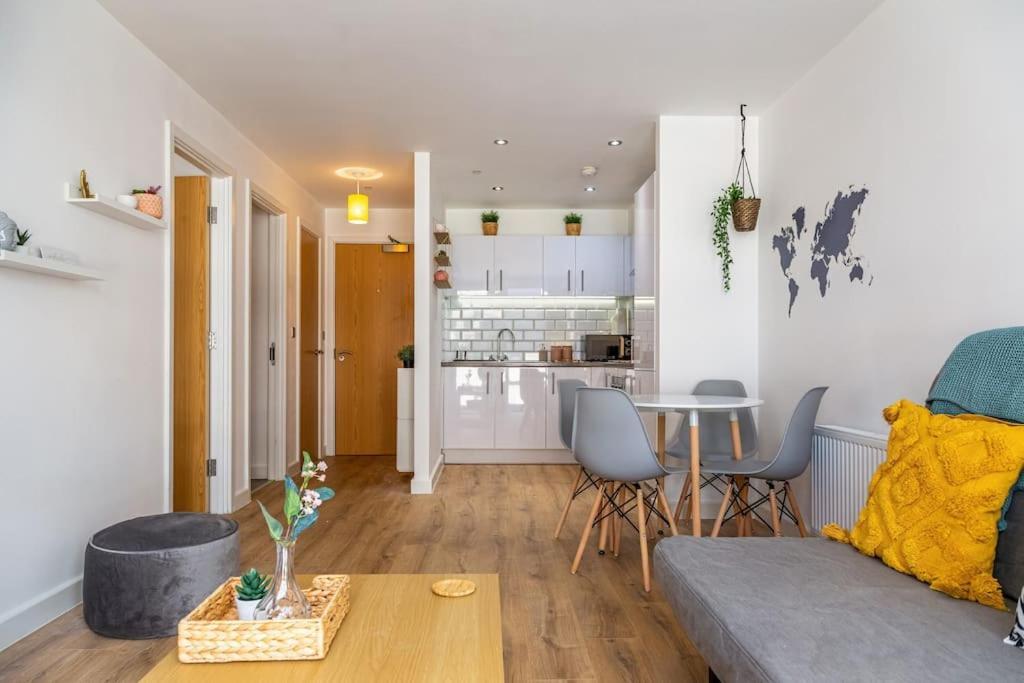 Natural Light City Center Pad バーミンガム エクステリア 写真